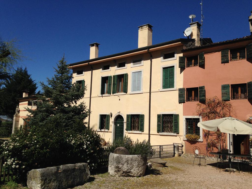 Agriturismo Corte Pellegrini San Martino Buon Albergo Exterior photo