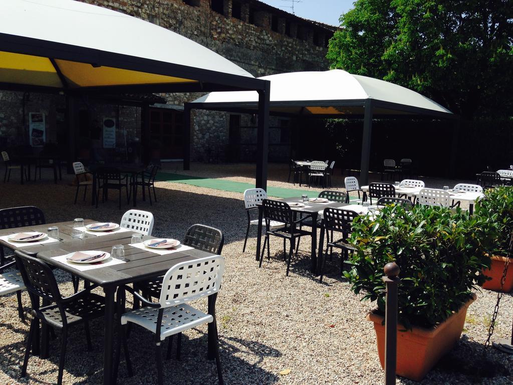 Agriturismo Corte Pellegrini San Martino Buon Albergo Exterior photo